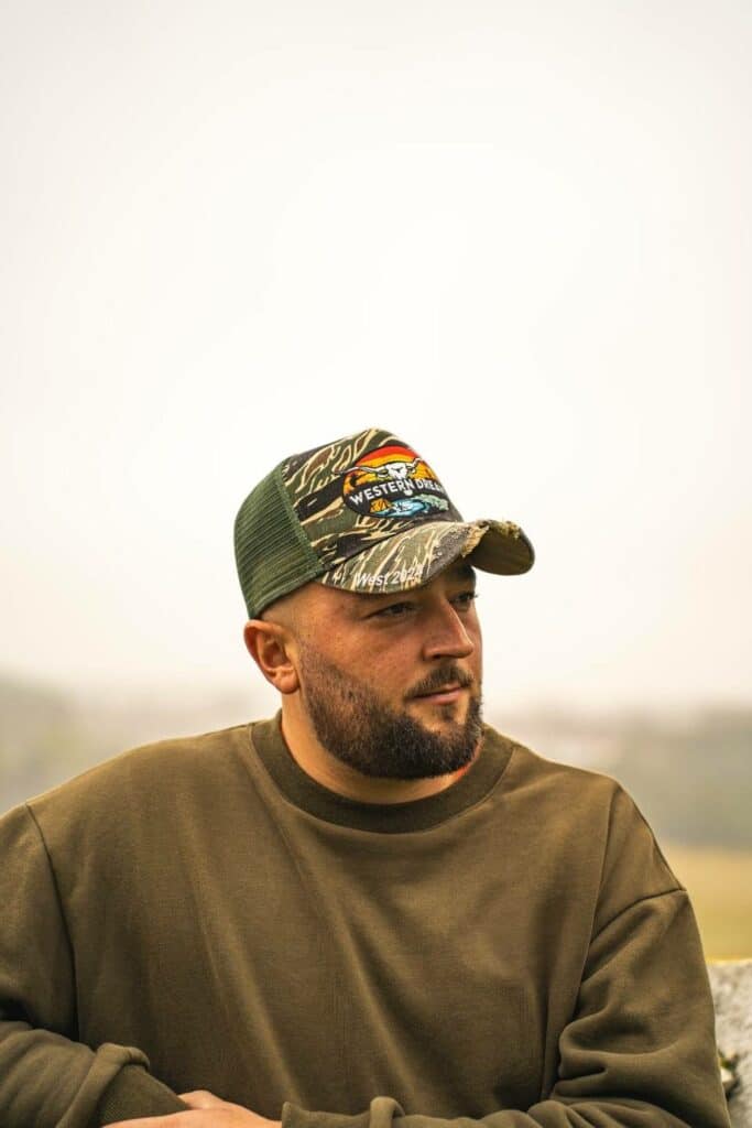 Casquette de chasse western camouflage Hunter portée vue de face